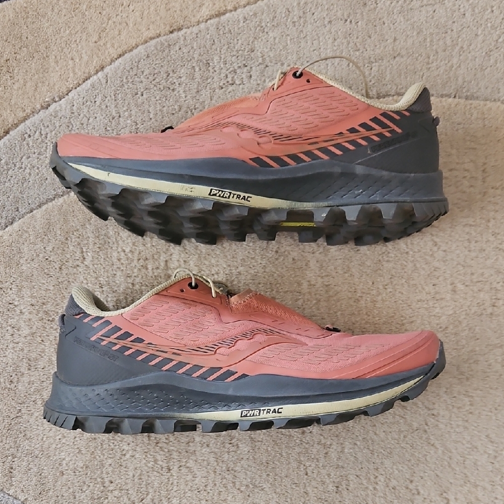 Saucony Peregrine Women's Coral and Gray Trail Running Shoes Size 10